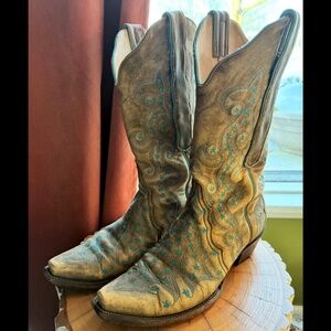 Old Gringo embroidered blue star Women’s 8.5 cowboy boots